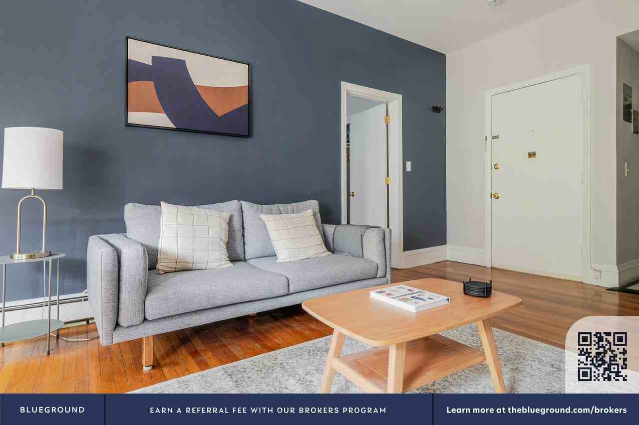 511 Beacon St #1341 - Photo 4 of 21