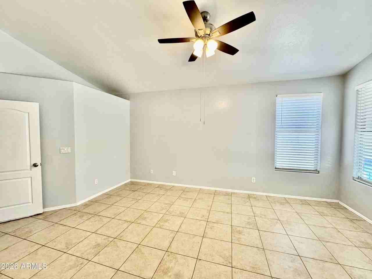 16401 N 39th Pl - Photo 7 of 12