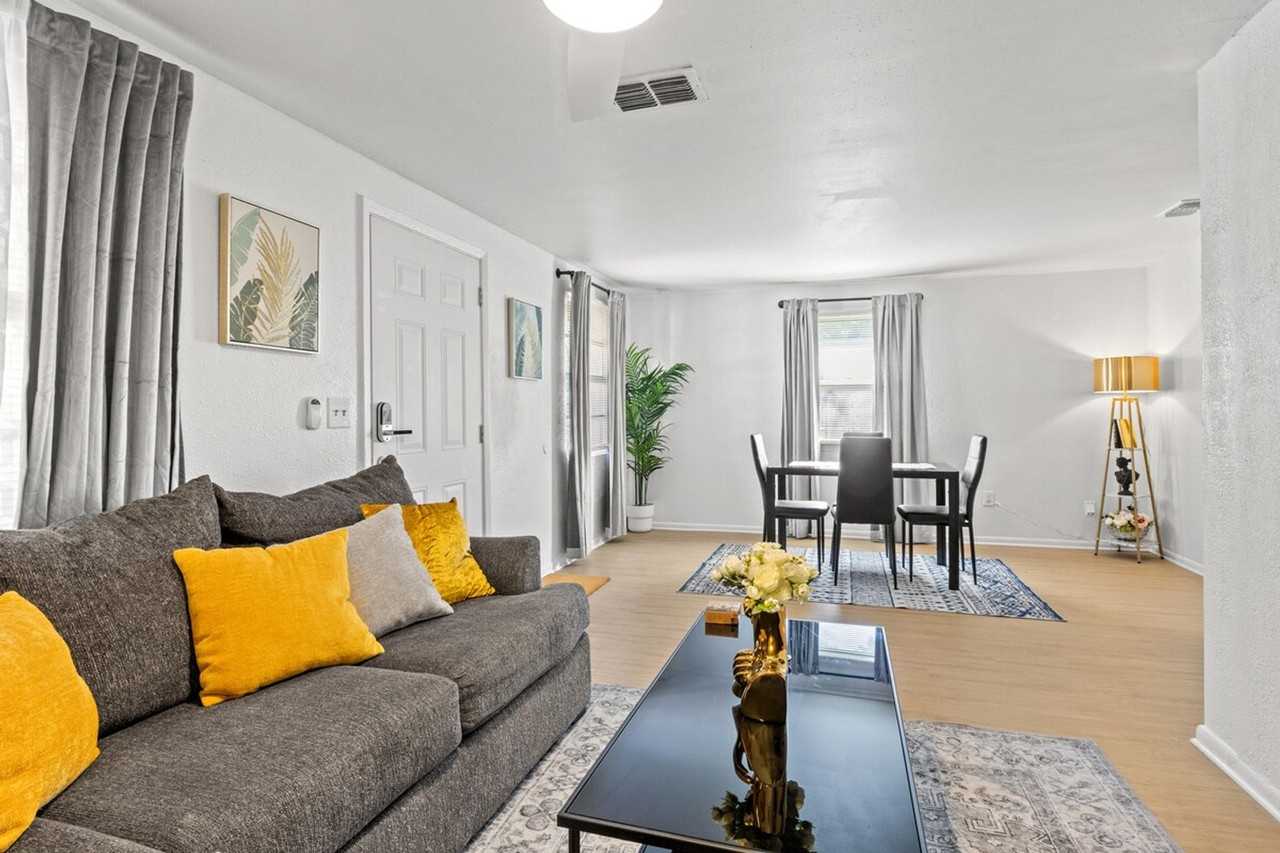 3906 E Powhatan Ave #1343015P - Photo 3 of 21