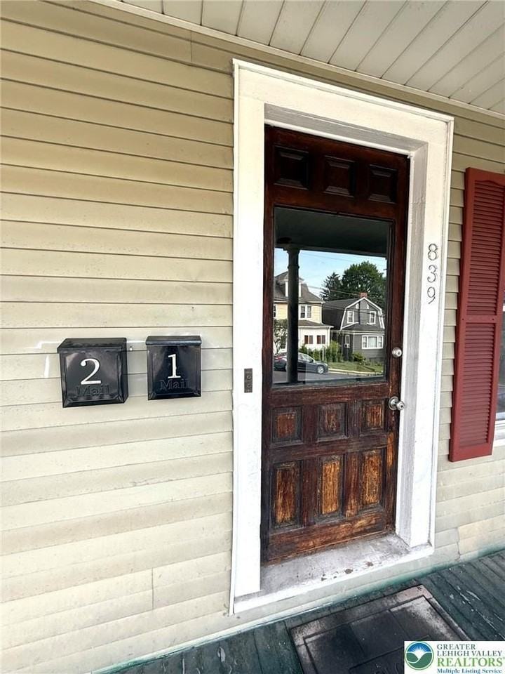 839 Mccartney St #2ndFL - Photo 2 of 10