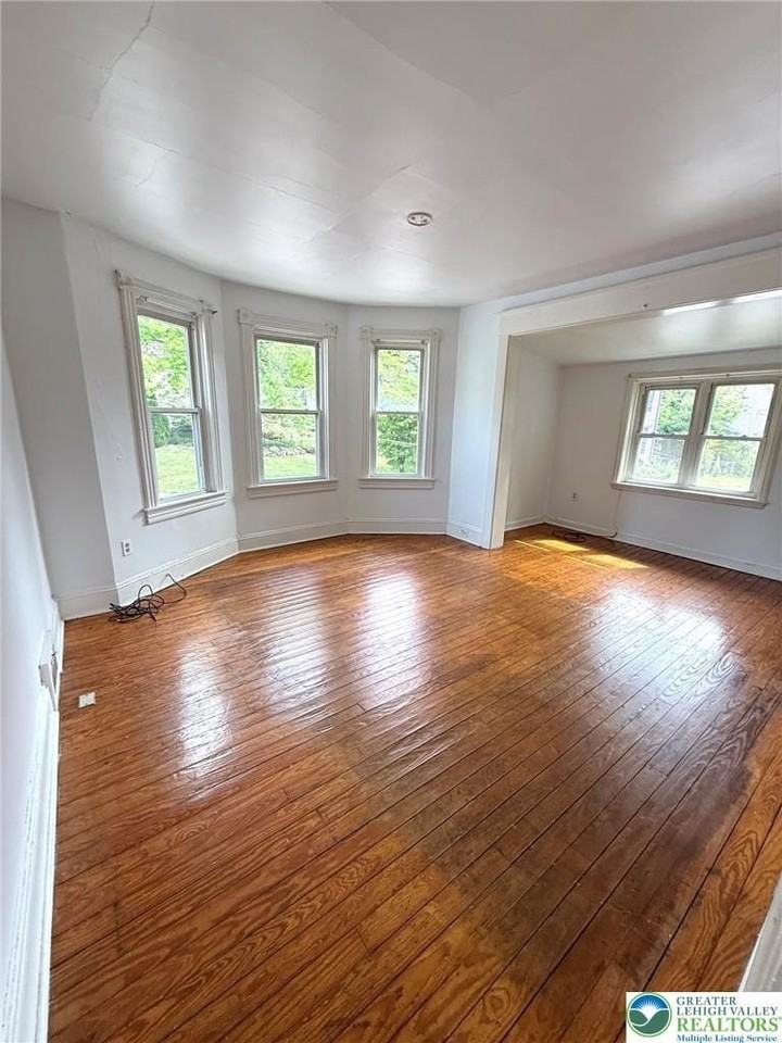 839 Mccartney St #2ndFL - Photo 5 of 10