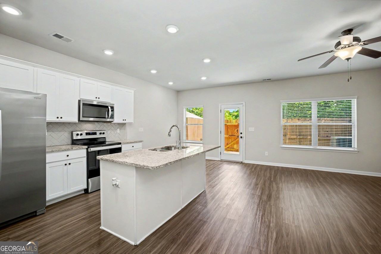 195 Skipjack Ct - Photo 7 of 28