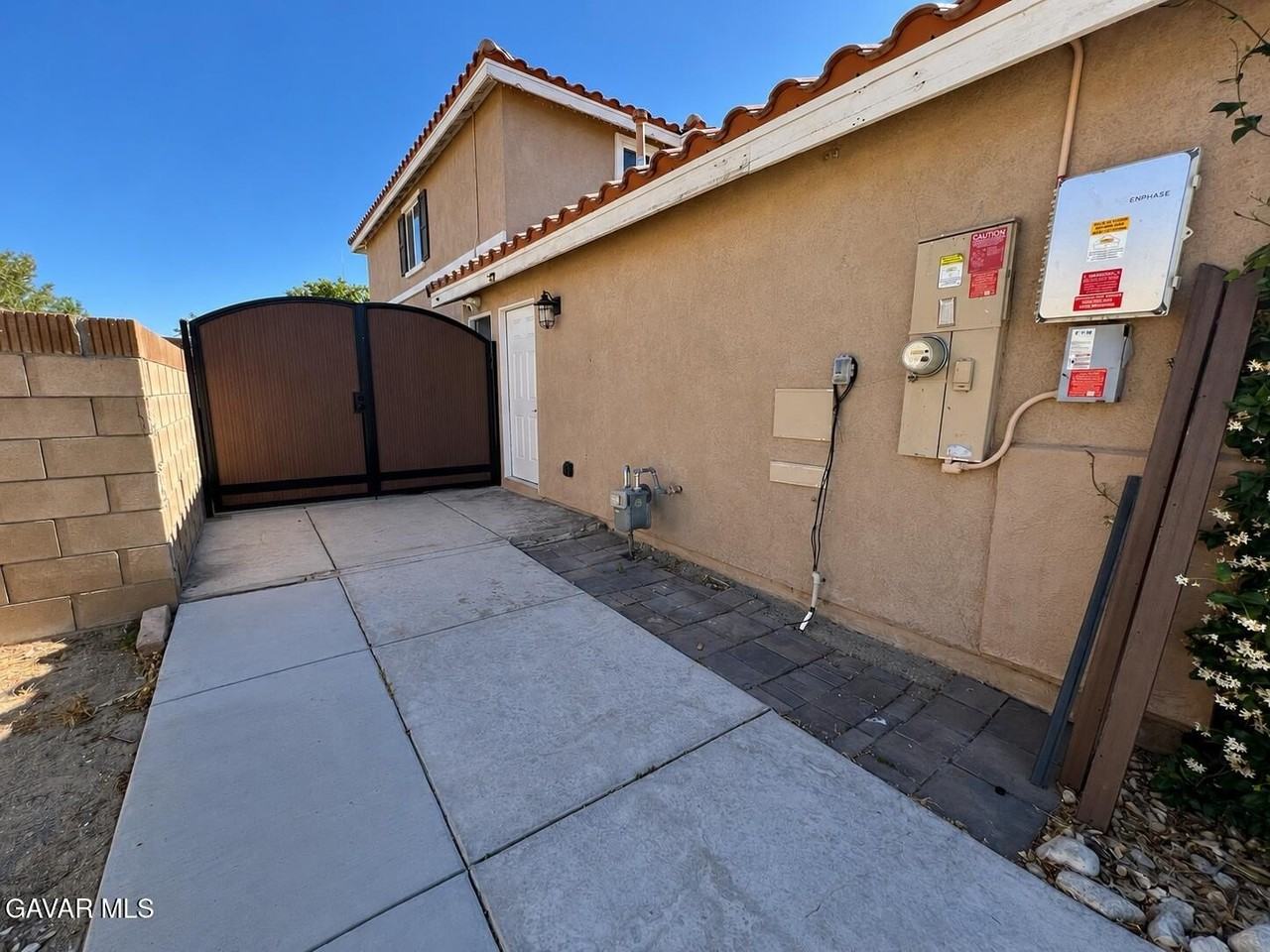 6438 Shayna Ct #B - Photo 2 of 19