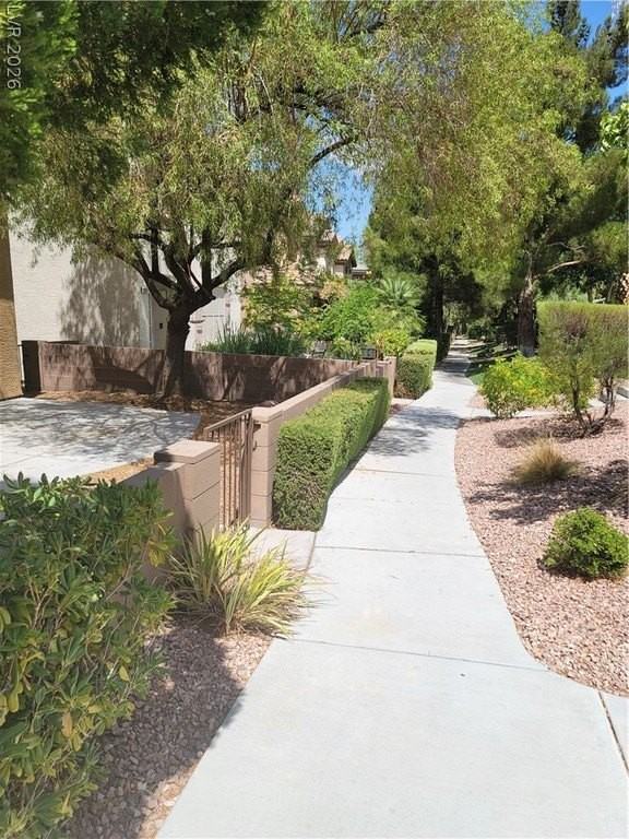 10021 Via Toro Ave - Photo 2 of 44
