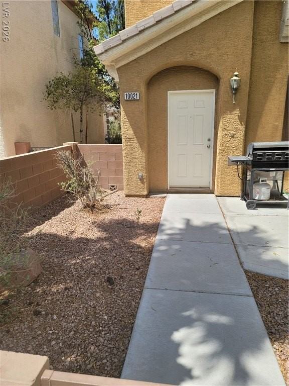 10021 Via Toro Ave - Photo 4 of 44