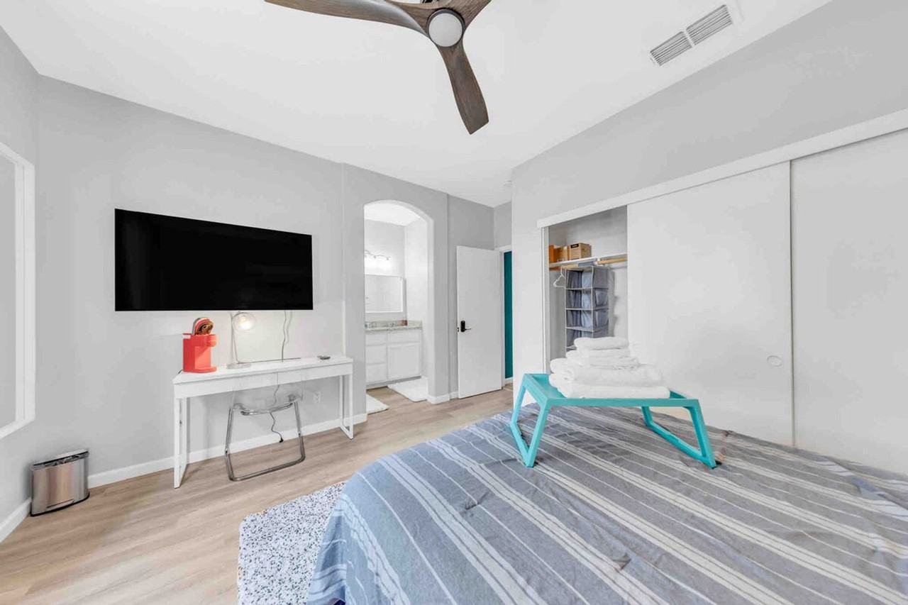 2111 Marina Greens Dr #1563206P - Photo 4 of 23