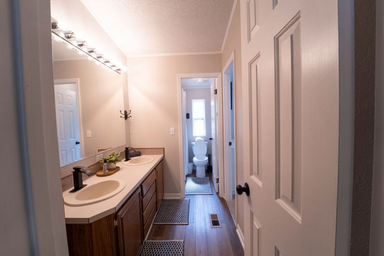 2988 Lisa Dr #1563235P - Photo 7 of 38