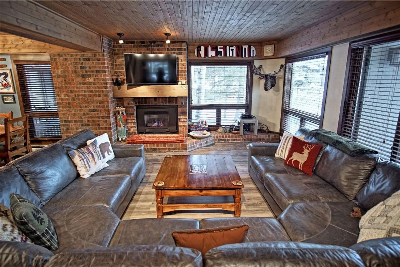 2286 Apres Ski Way #1564304P - Photo 2 of 45