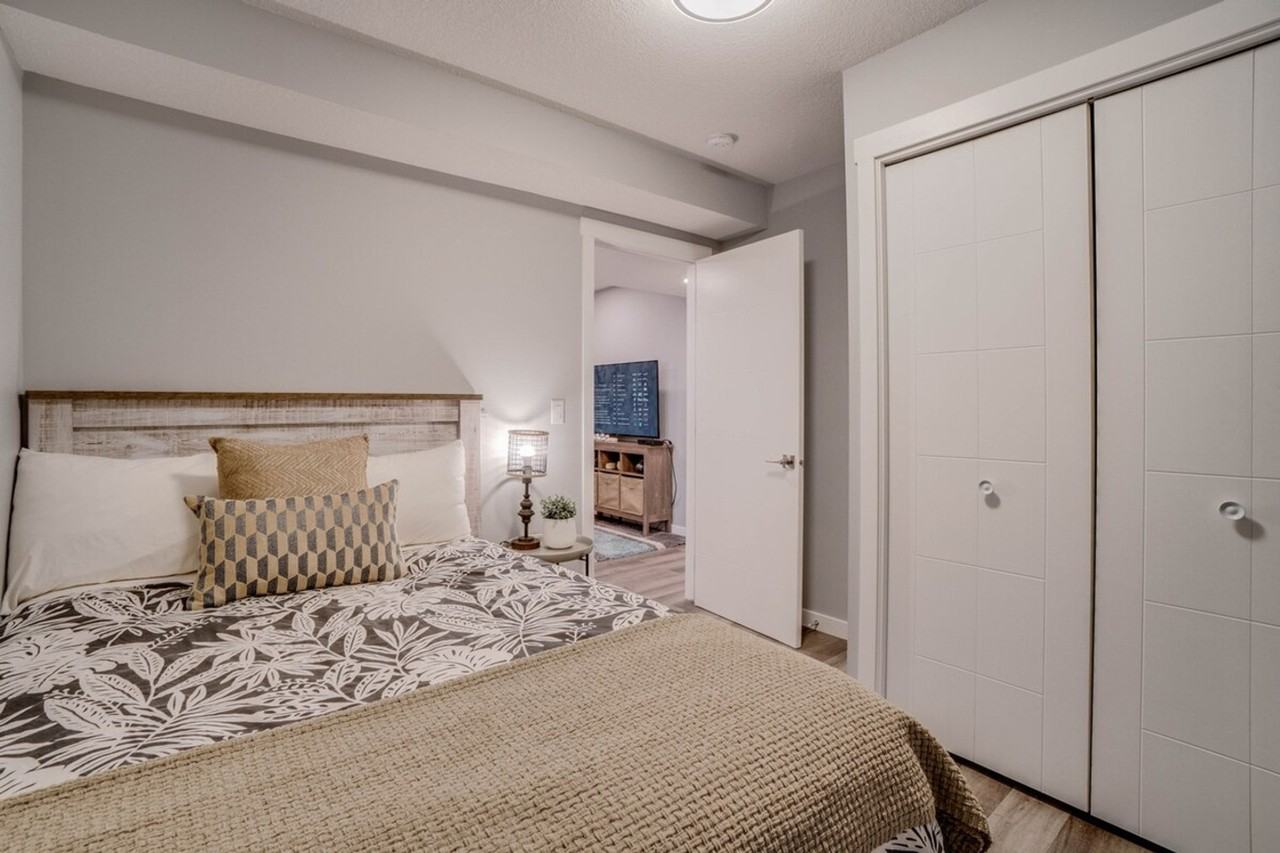 11145 96 St Nw #1564614P - Photo 5 of 46