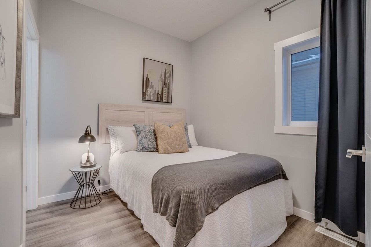 11145 96 St Nw #1564614P - Photo 7 of 46