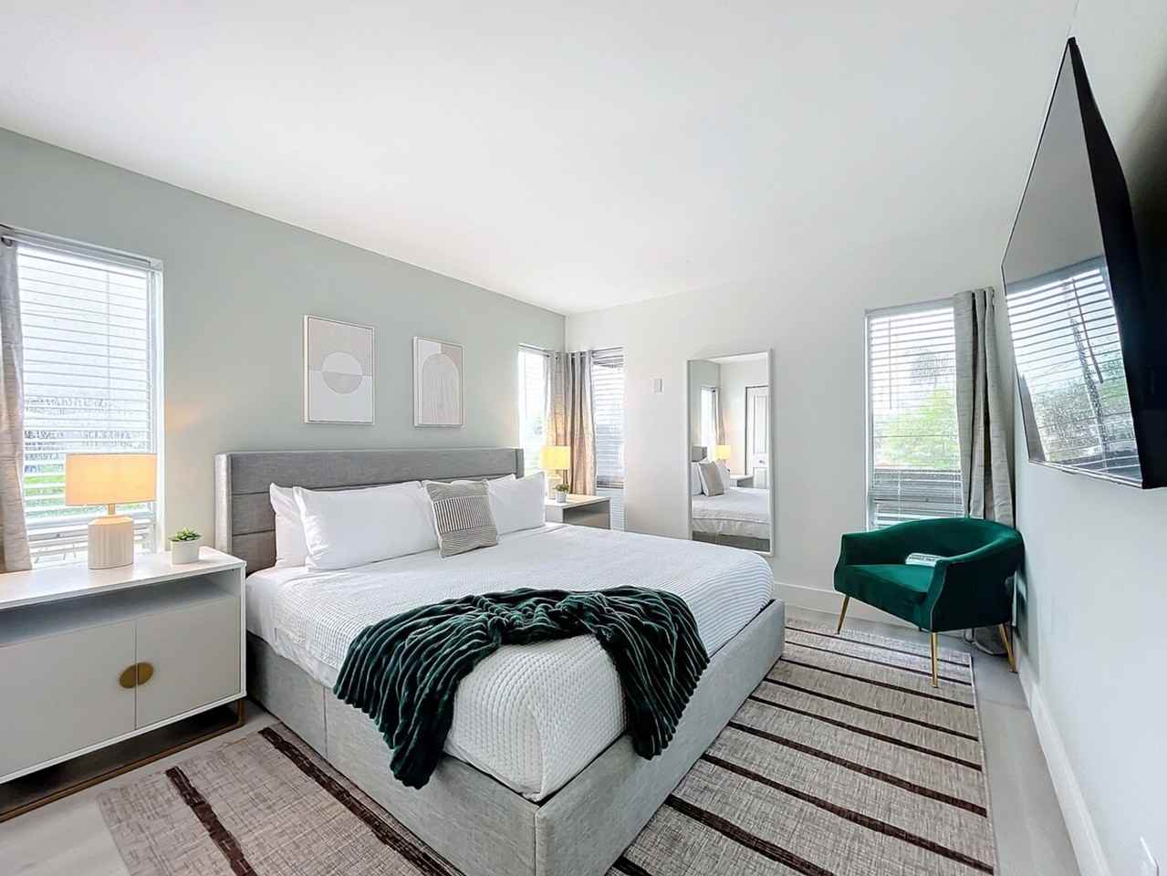 1435 Se 15th St #1565488P - Photo 3 of 23