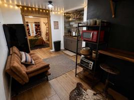 featured image of 503 N 2nd St