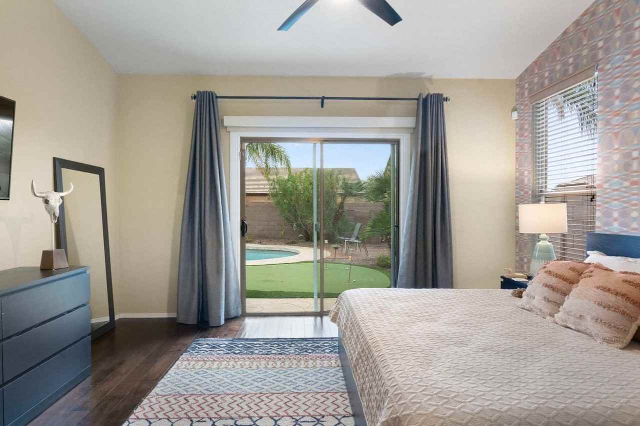 4221 E Andrea Dr #1570099P - Photo 4 of 36