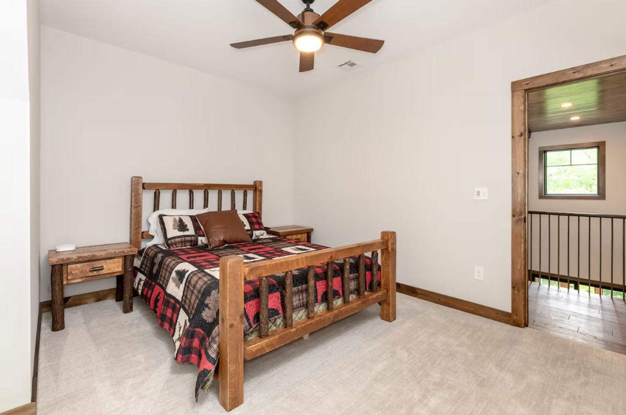 15 Friendship Court #1571357P - Photo 7 of 39
