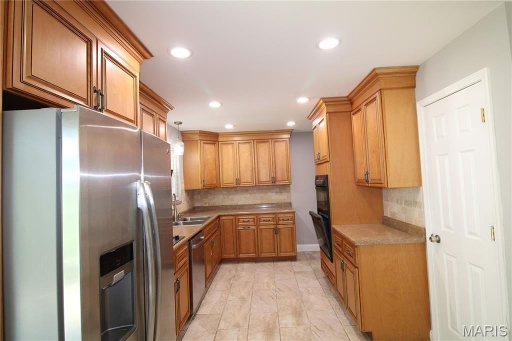 12533 Starspur Ln - Photo 5 of 31