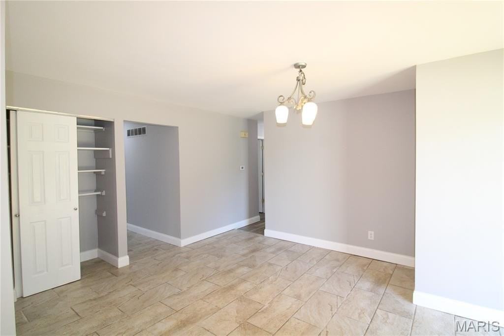 12533 Starspur Ln - Photo 6 of 31