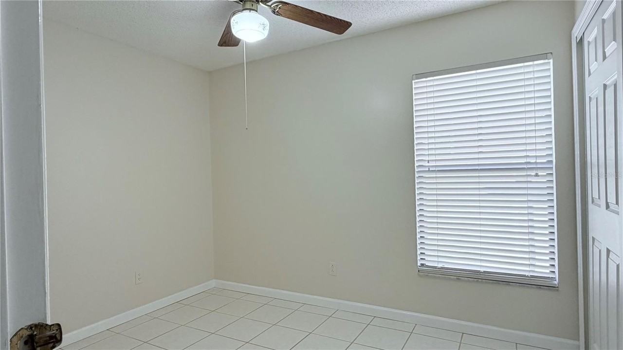 11803 Classic Lake Way - Photo 6 of 48