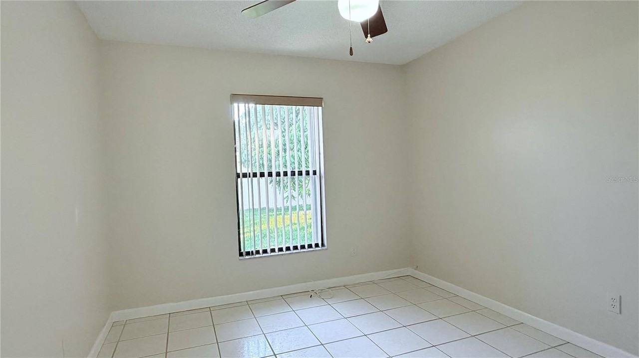 11803 Classic Lake Way - Photo 7 of 48
