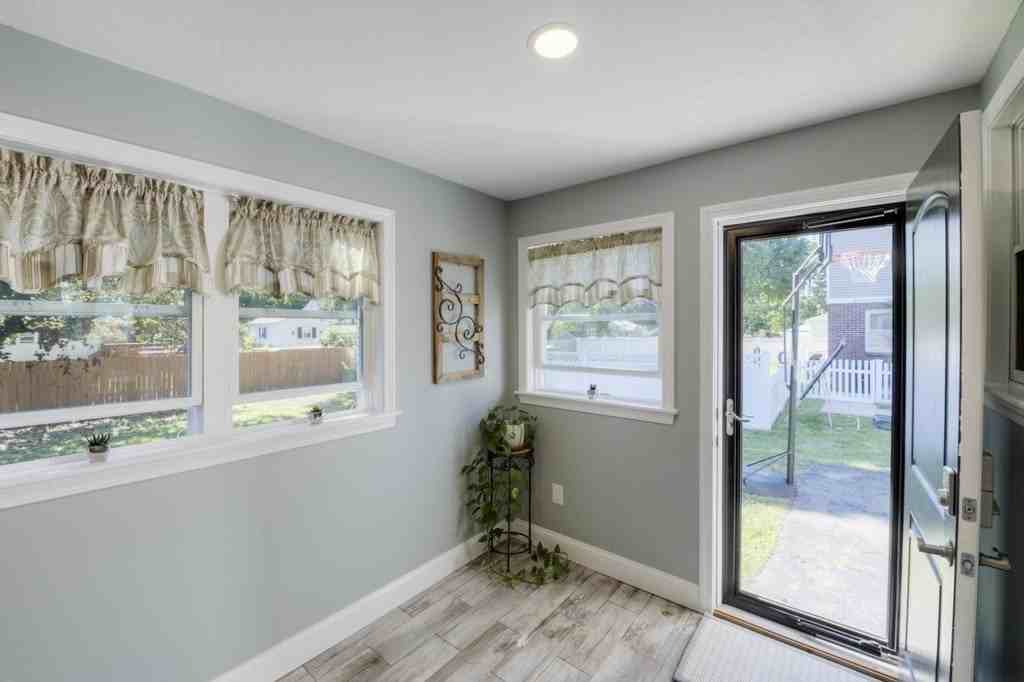 19 Glen Ter - Photo 7 of 37