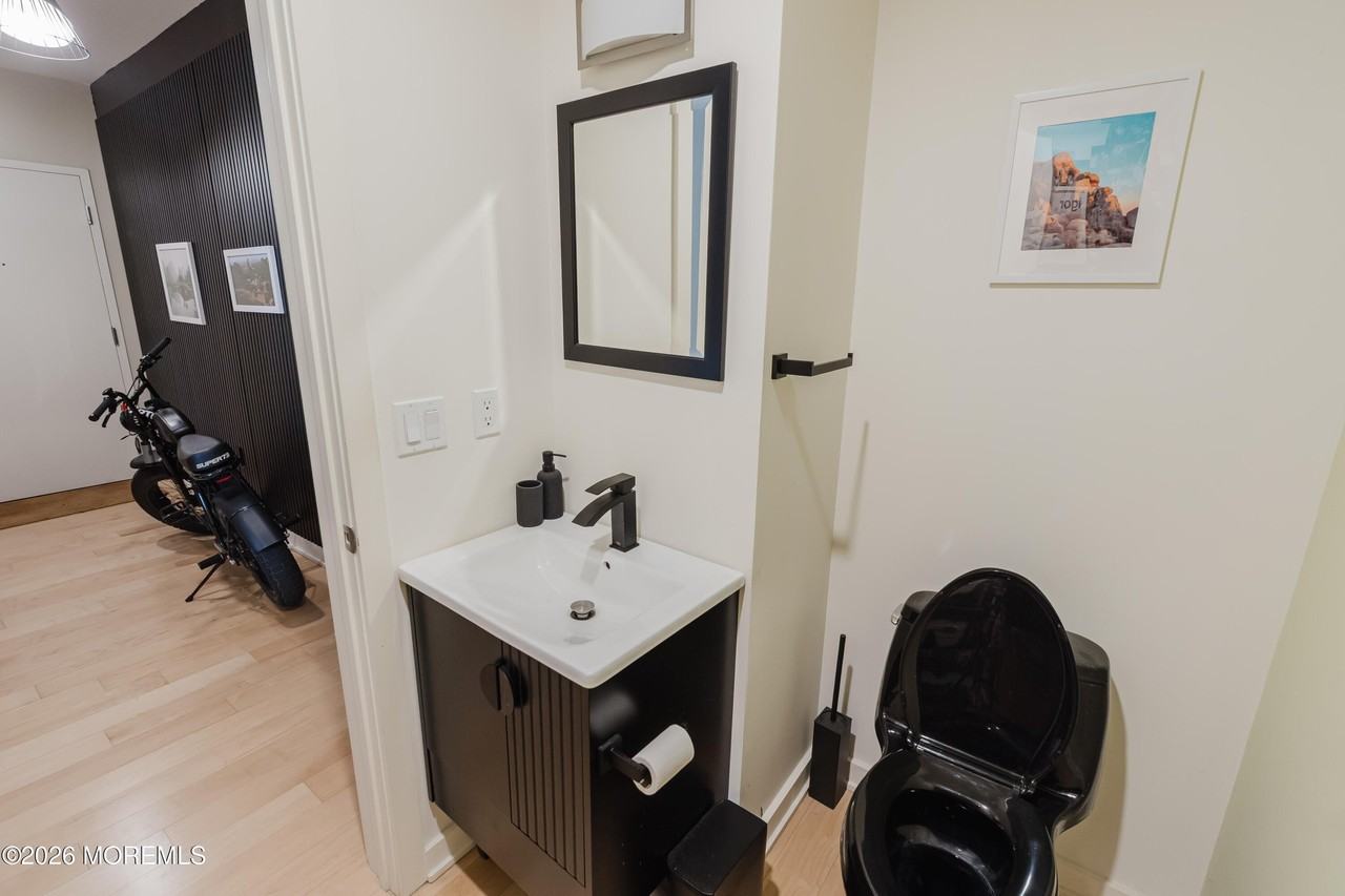 510 Monroe Ave #204 - Photo 5 of 27