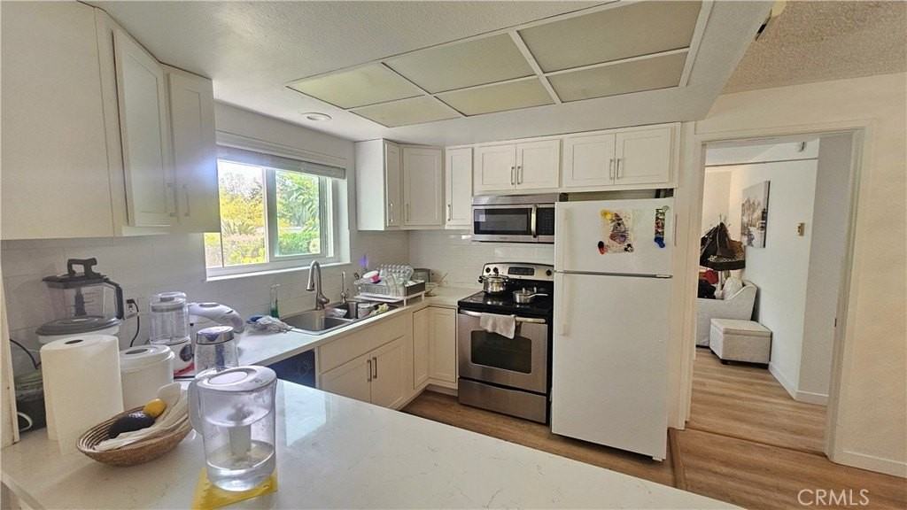 477 Calle Cadiz #A - Photo 4 of 25