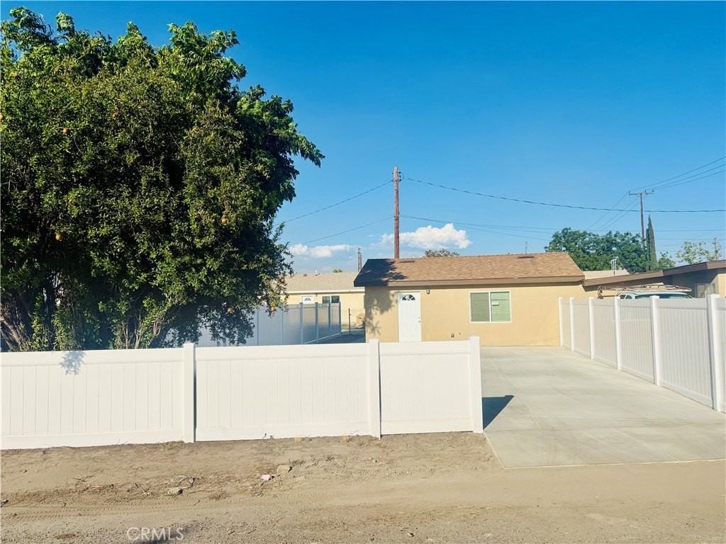 134 E Cluster St #2 - Photo 4 of 19