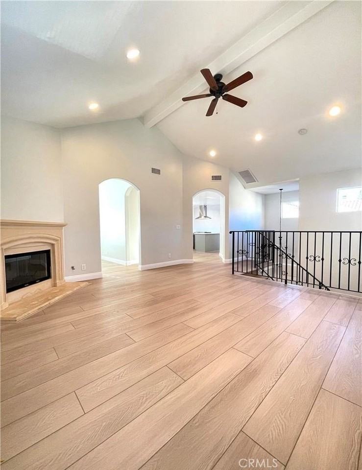 4711 W 163rd St - Photo 4 of 21