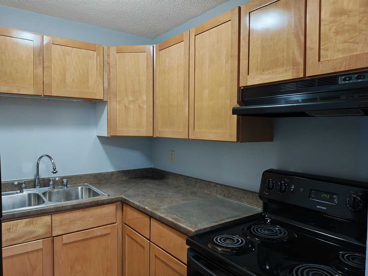 83F Constitution Dr - Photo 2 of 14