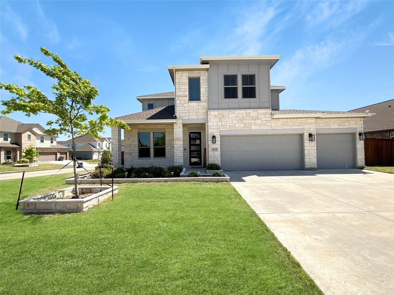 5910 Enclave Dr