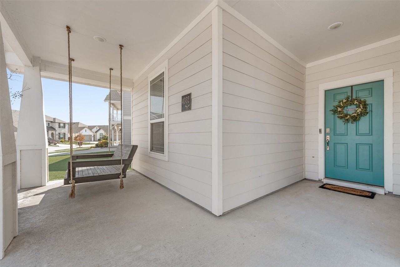 4032 Delta Dr - Photo 2 of 29