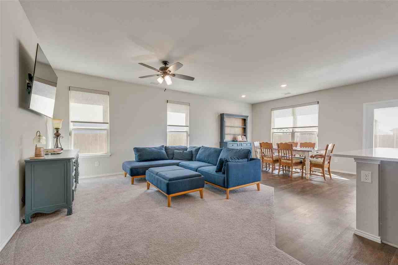 4032 Delta Dr - Photo 4 of 29