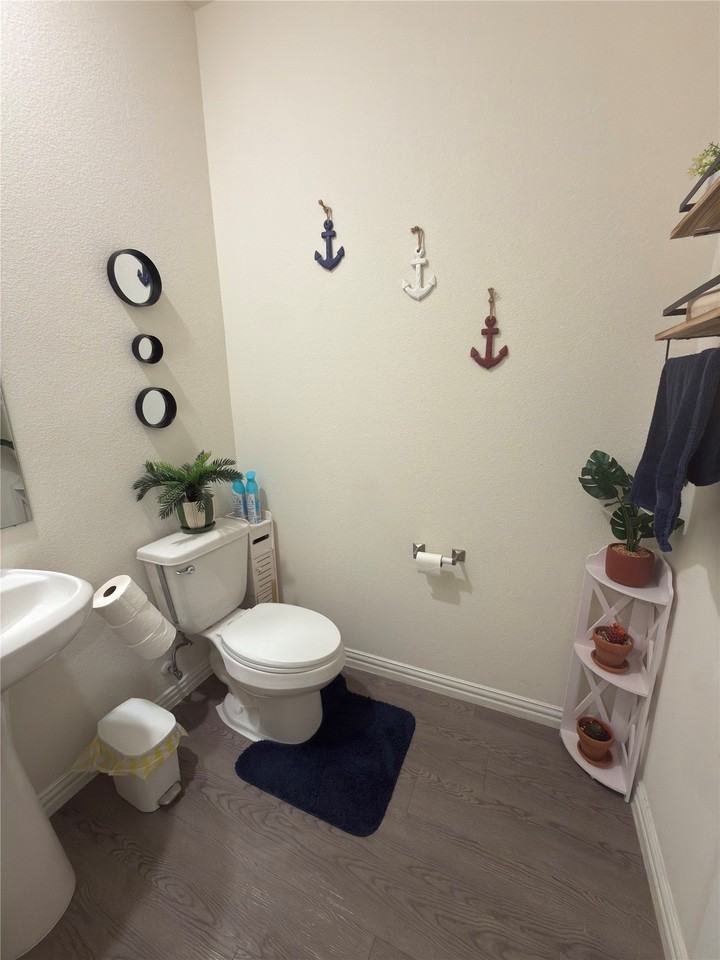 4953 Ben Casey Ct - Photo 4 of 17