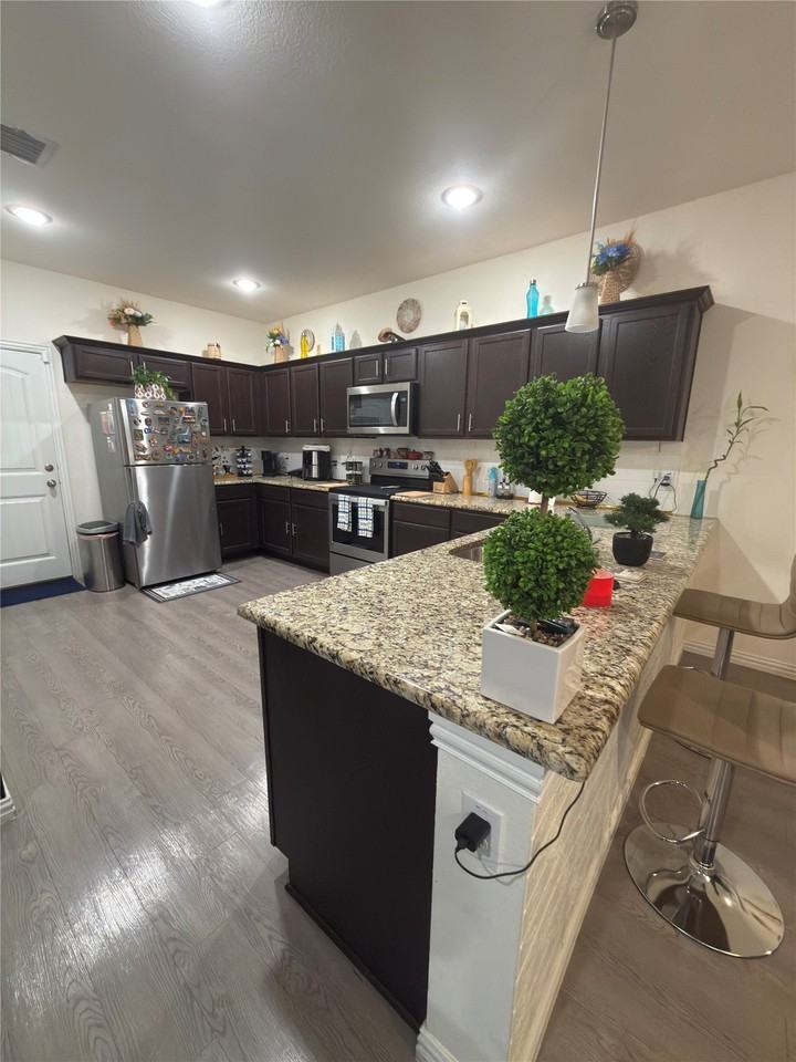 4953 Ben Casey Ct - Photo 7 of 17
