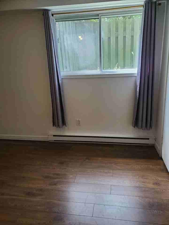 655 Avenue Lacharité #A - Photo 3 of 12