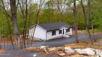 featured image of 101 Arbutus Ct