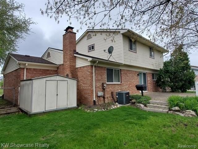 43608 Westminister Way - Photo 2 of 18
