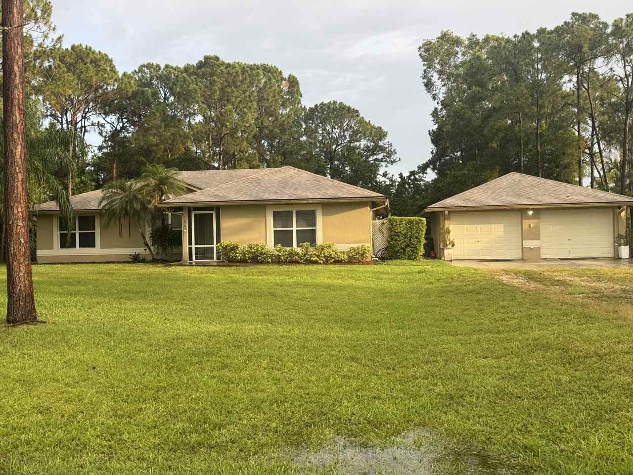 12564 68th St N - Photo 3 of 23