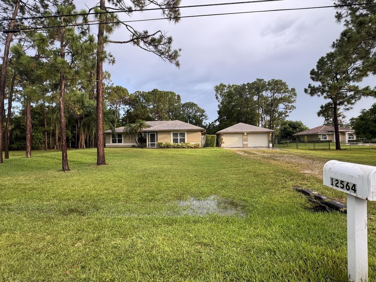 12564 68th St N - Photo 5 of 23