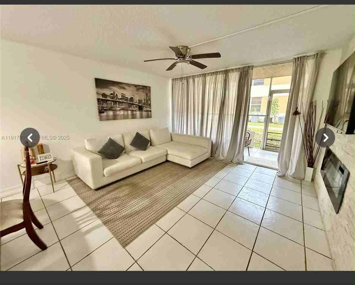 8246 Nw 24th St #8246 - Photo 2 of 9