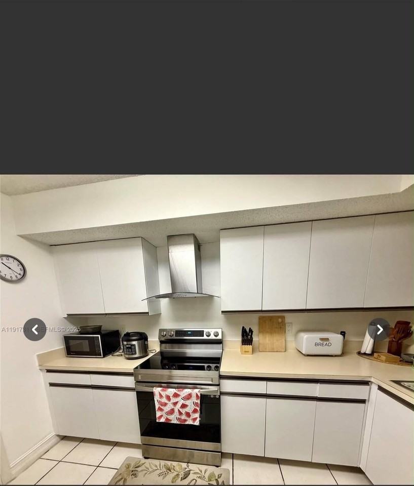 8246 Nw 24th St #8246 - Photo 6 of 9