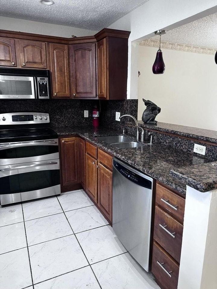 6200 S Falls Circle Dr #310 - Photo 6 of 37