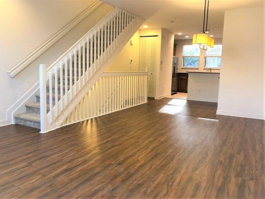 810 Marina Del Ray Ln #5 - Photo 7 of 38