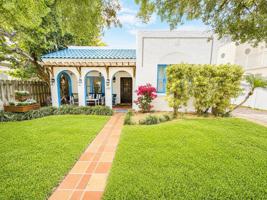 featured image of 1415 Ne 4th Pl