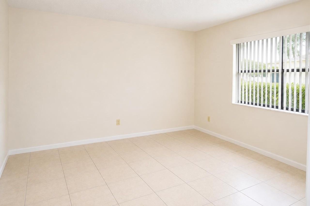 11000 Royal Palm Blvd #1-3 - Photo 5 of 10