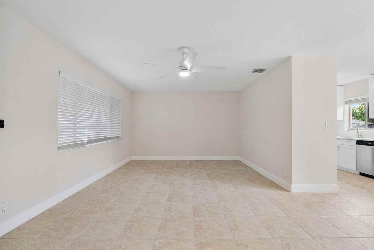 4650 Ne 1st Ter - Photo 5 of 14