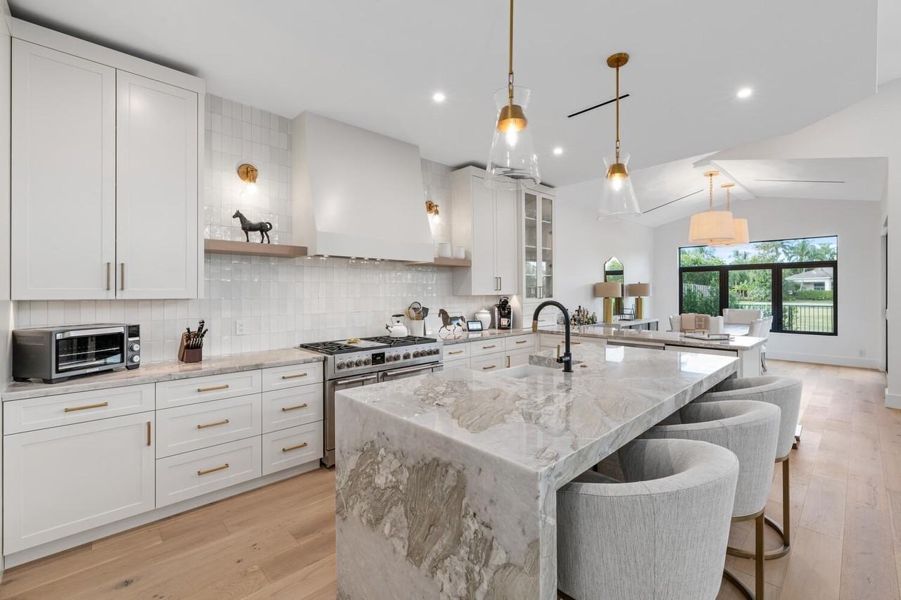 12618 Mallet Cir - Photo 4 of 50