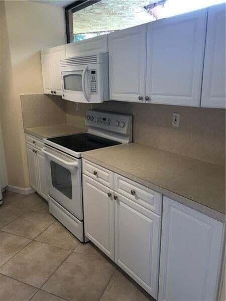8273 Severn Dr #D - Photo 7 of 23
