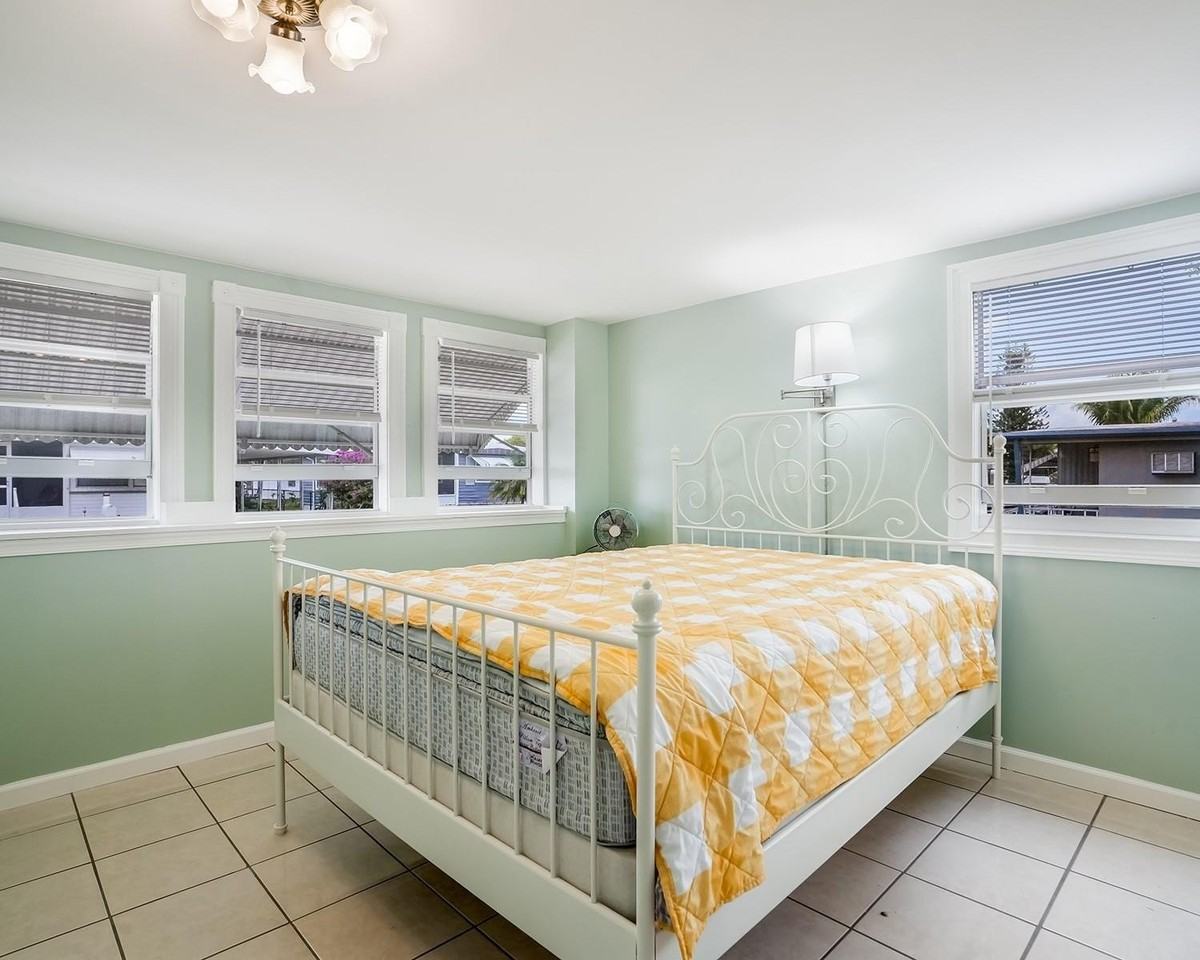 1680 Sw 84th Ave - Photo 7 of 31