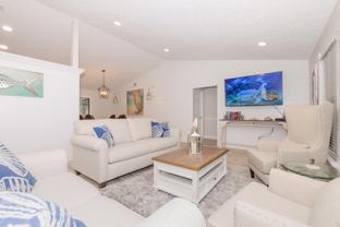 2411 Ne Pinecrest Lakes Blvd - Photo 1 of 1