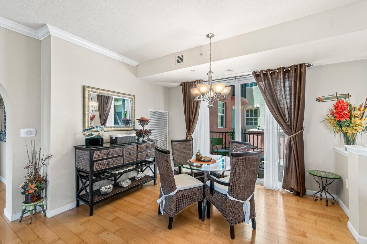 225 Ne 1st St #207 - Photo 7 of 37